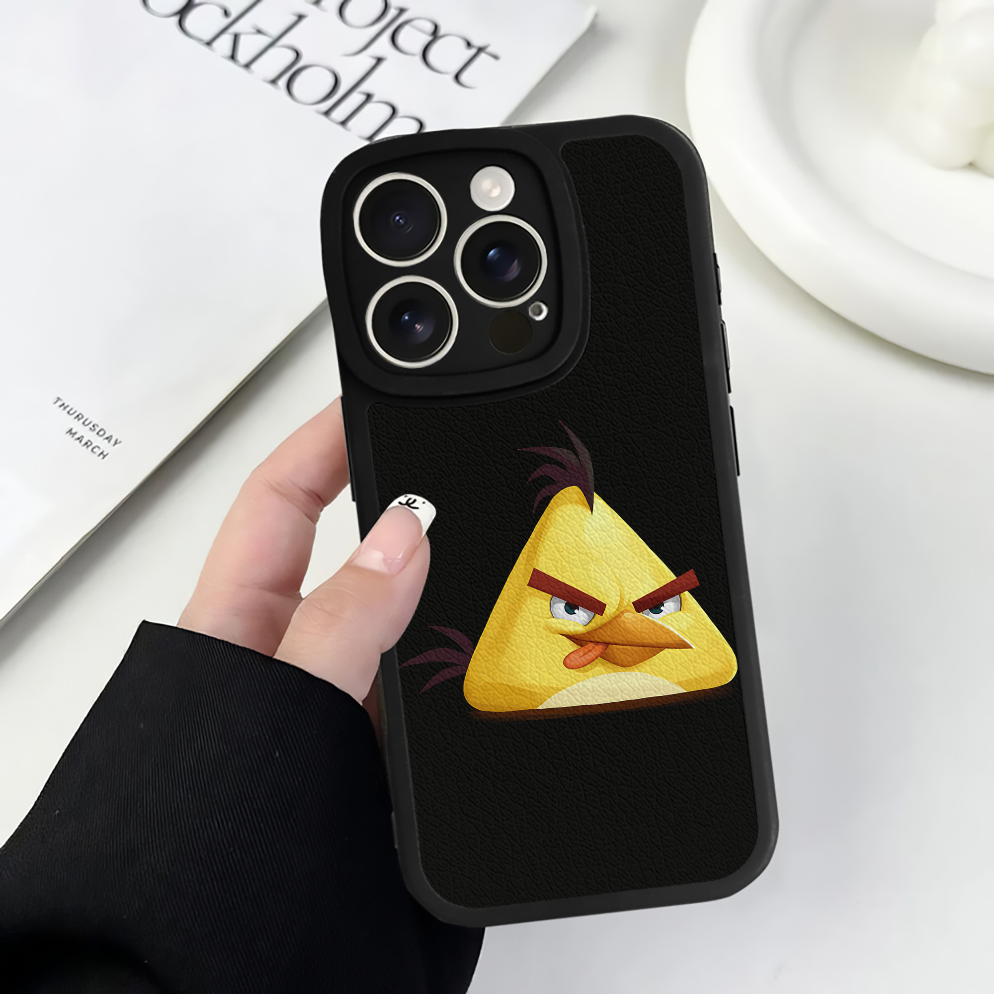 （画像用） Angry Birds アングリーバード 【iPhone 16シリーズ対応】シリコンスマホケース（レザー調） 材質：シリコン